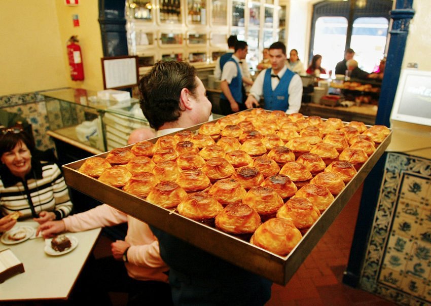 1751317274928-nachschub-von-pasteis.jpg