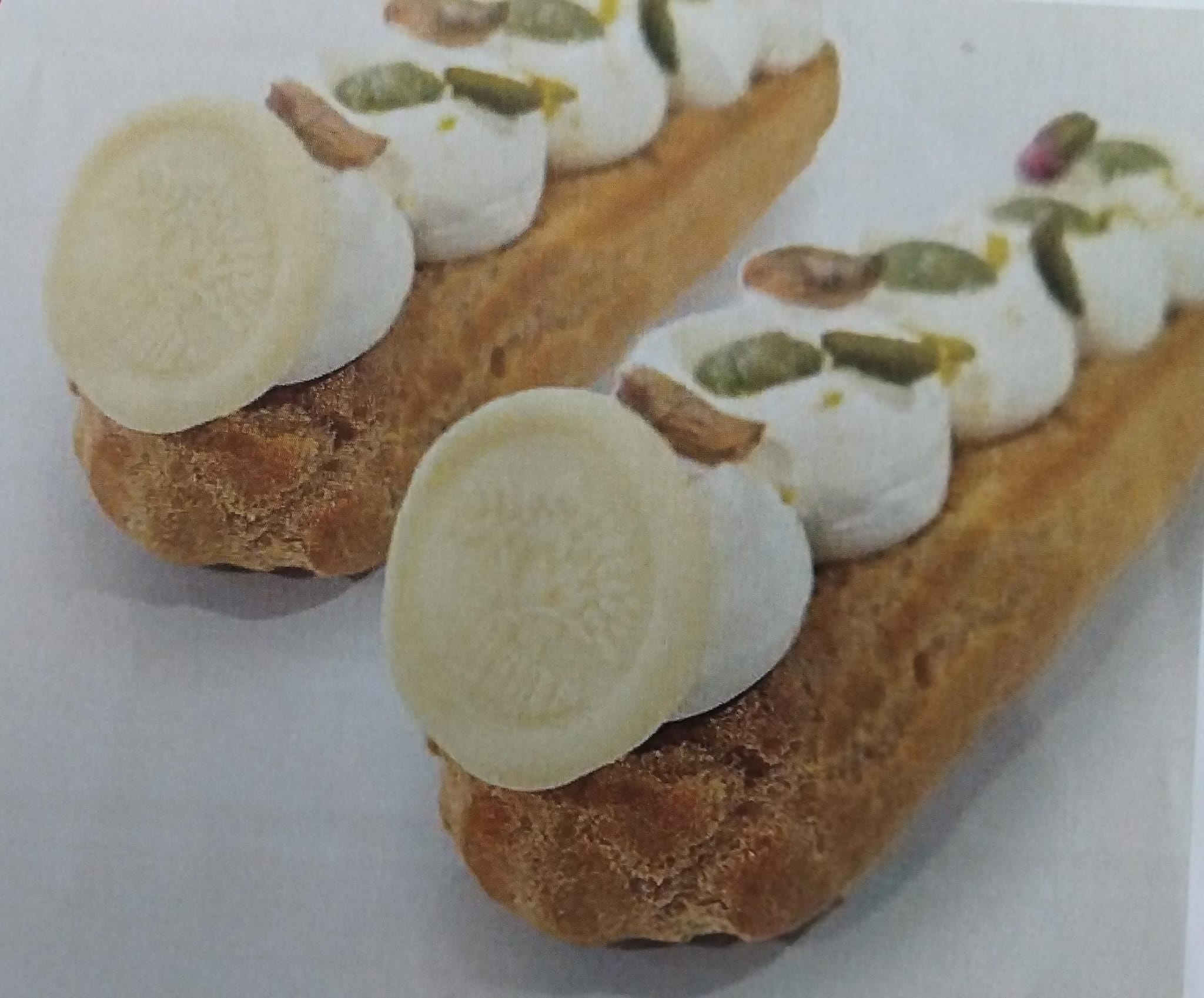 Éclair Pistáchio